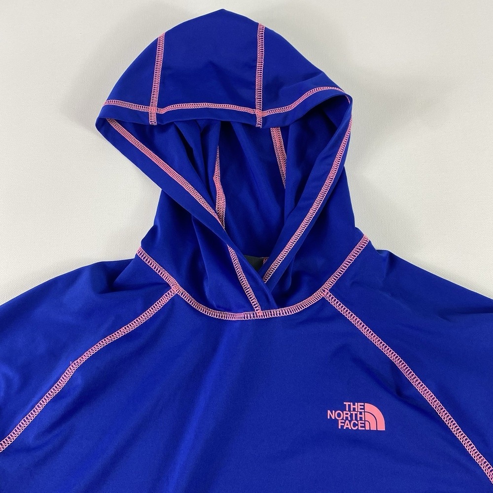 The North Face Hoodie Womens Medium Blue Running Performance Sweatshirt‎ Graphic